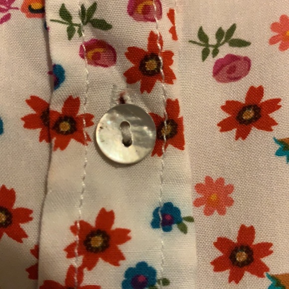 Barely worn Gene & Delaney blouse - Picture 4 of 6